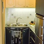 Andriannas Apartment-parking Lot Included アパート