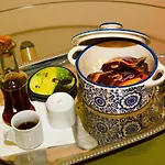 Andriannas Apartment-parking Lot Included アパート パトラ
