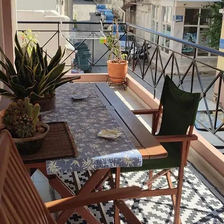 Andriannas Apartment-parking Lot Included Apartment