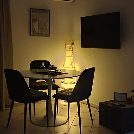 Andriannas Apartment-parking Lot Included Apartment *