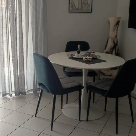 Apartamento Andriannas Apartment-parking Lot Included Patras