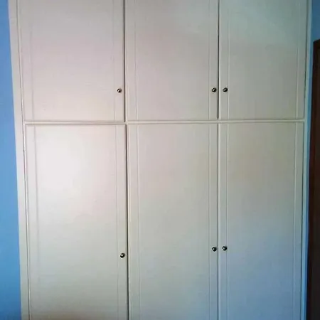 Andriannas Apartment-parking Lot Included Apartment