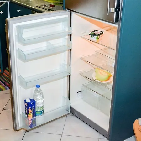 Andriannas Apartment-parking Lot Included