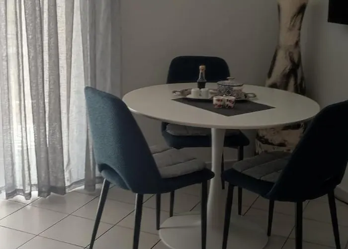 דירה Andriannas Apartment-parking Lot Included פאטרה