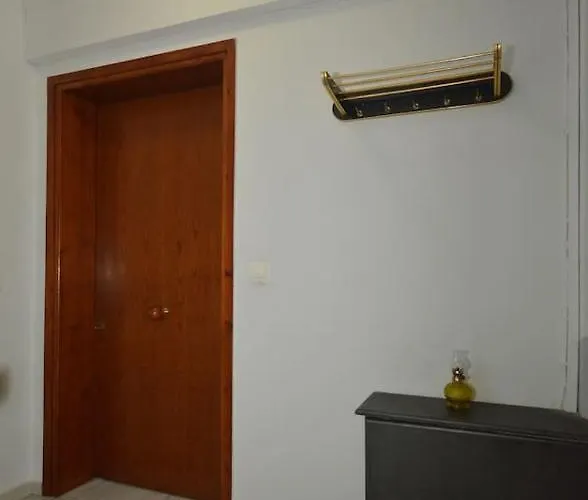 Andriannas Apartment-parking Lot Included פאטרה